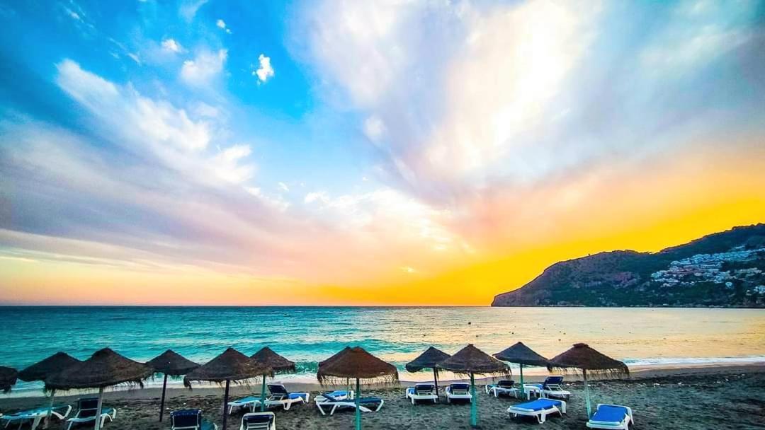 Apartamento Rosalia Playa San Cristobal Wifi Netflix Almuñécar